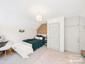 Bedroom 1- click for photo gallery